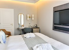 Accommodation with Half board - 